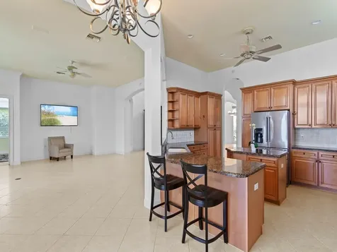 1404 W Island Club Square Vero Beach FL 32963