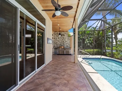 1404 W Island Club Square Vero Beach FL 32963