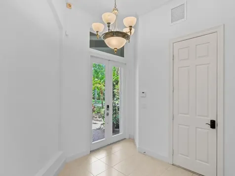 1404 W Island Club Square Vero Beach FL 32963