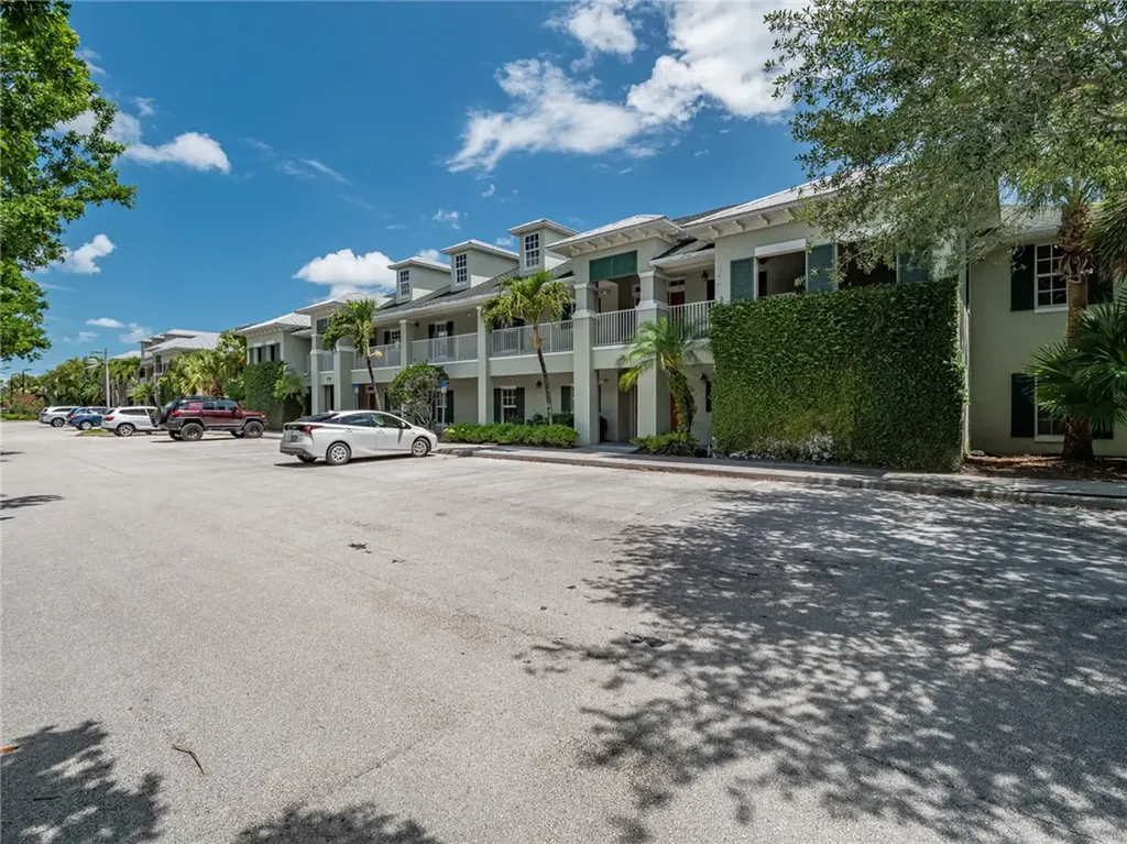4370 Doubles Alley Drive Vero Beach FL 32967