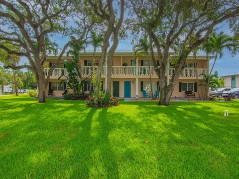 4904 Bethel Creek Drive Vero Beach FL 32963