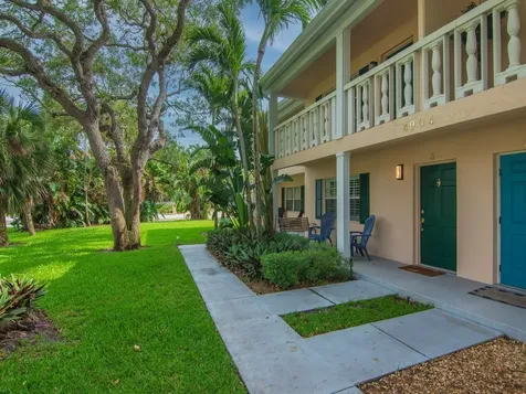 4904 Bethel Creek Drive Vero Beach FL 32963