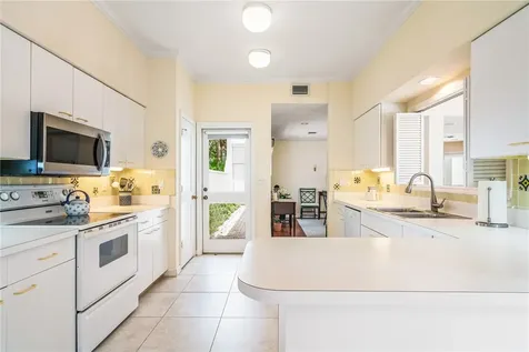 8409 Red Bay Court Vero Beach FL 32963
