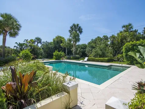986 Riomar Drive Vero Beach FL 32963