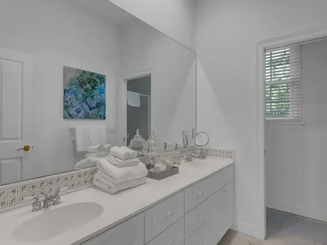 986 Riomar Drive Vero Beach FL 32963