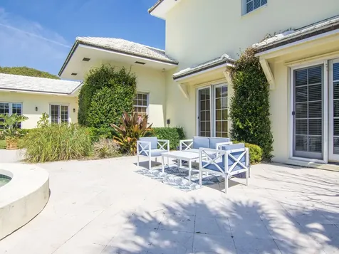 986 Riomar Drive Vero Beach FL 32963