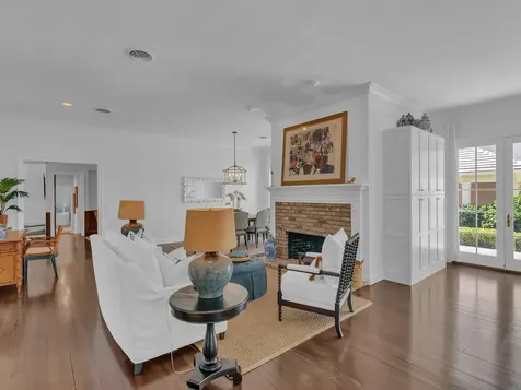 986 Riomar Drive Vero Beach FL 32963