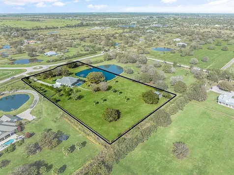 200 Bella Terra Drive SW Vero Beach FL 32968