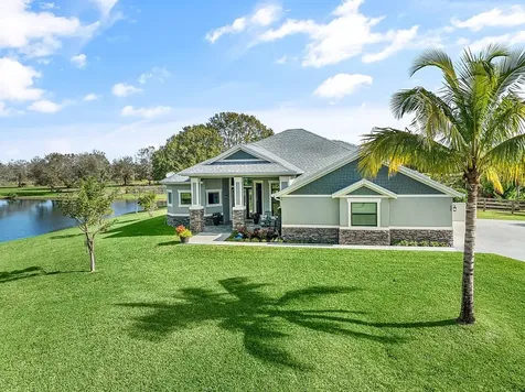 200 Bella Terra Drive SW Vero Beach FL 32968