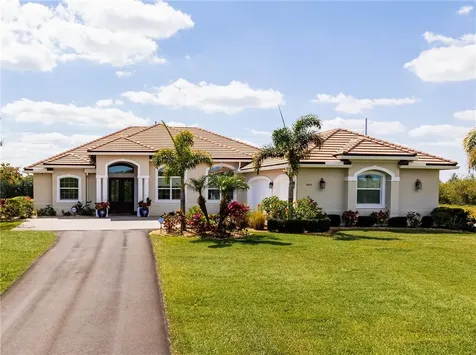 8165 White Fences Lane Vero Beach FL 32968