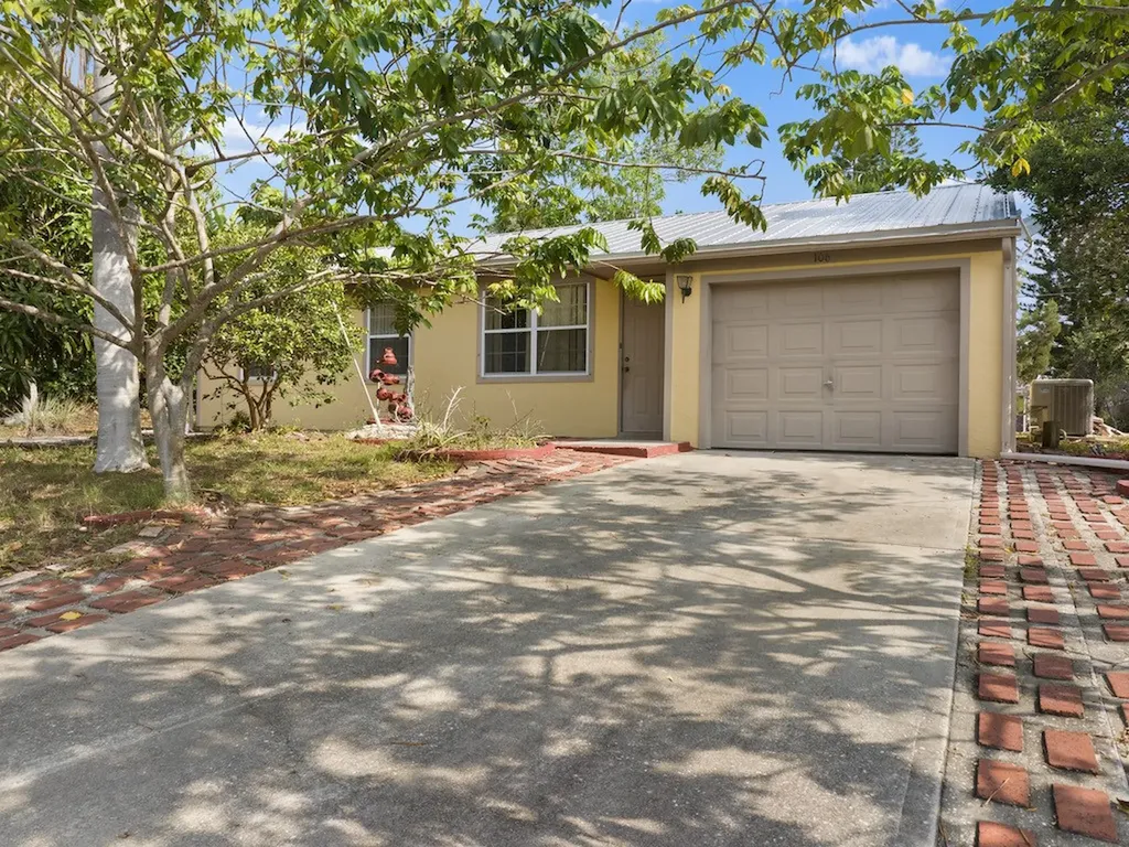 106 Conover Avenue Sebastian FL 32958