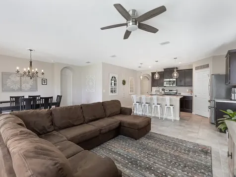 2744 Granville Manor SW Vero Beach FL 32968