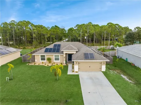2581 Quinlin Avenue SE Palm Bay FL 32909