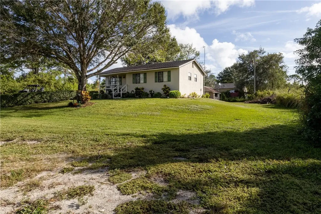 2150 94th Drive Vero Beach FL 32966