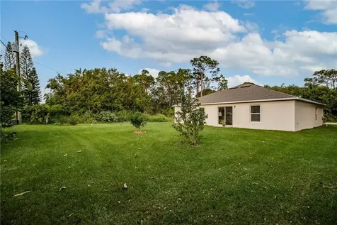 412 SW Curry Street Port St. Lucie FL 34983
