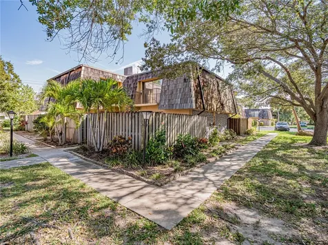 550 N Tropic Lane Vero Beach FL 32960