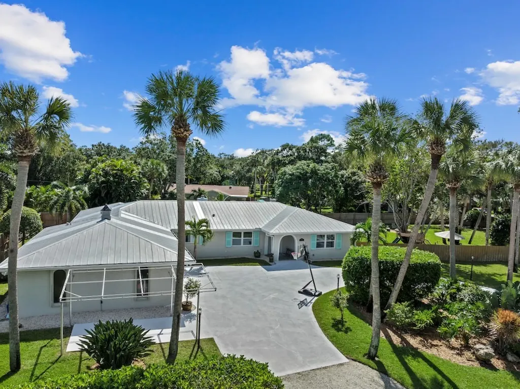685 Catalina Street Vero Beach FL 32960