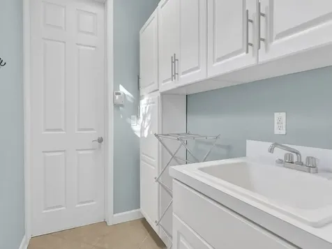 1351 Winding Oaks Circle W Vero Beach FL 32963