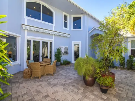 1351 Winding Oaks Circle W Vero Beach FL 32963