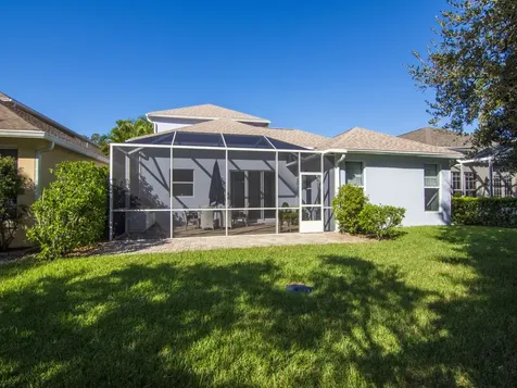 1351 Winding Oaks Circle W Vero Beach FL 32963