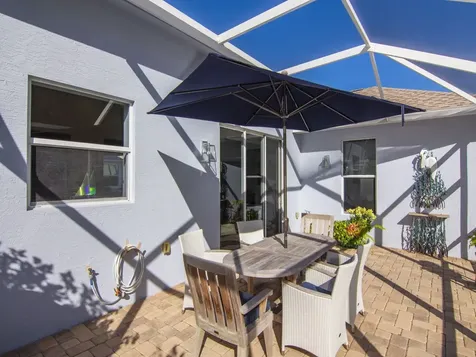 1351 Winding Oaks Circle W Vero Beach FL 32963