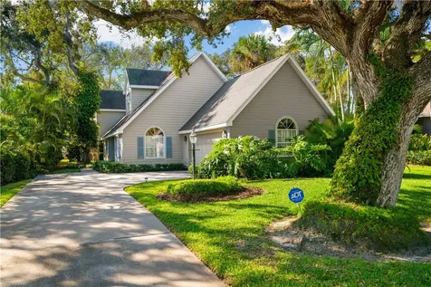 712 Date Palm Road Vero Beach FL 32963