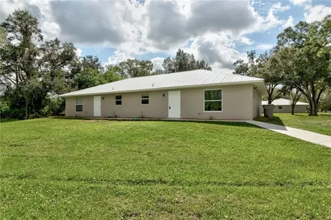 15 S Maple Street Fellsmere FL 32948
