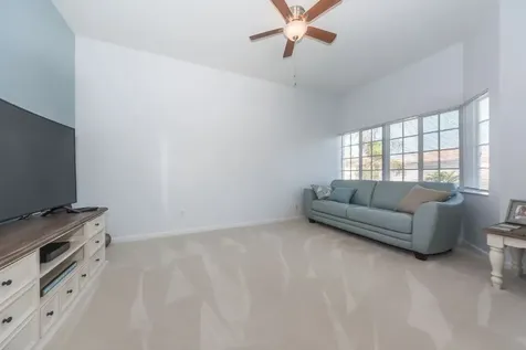 504 7th Square Vero Beach FL 32962
