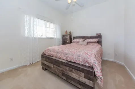 504 7th Square Vero Beach FL 32962