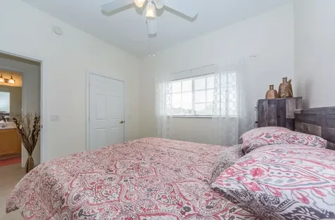 504 7th Square Vero Beach FL 32962