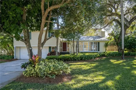 610 Flamevine Lane Vero Beach FL 32963