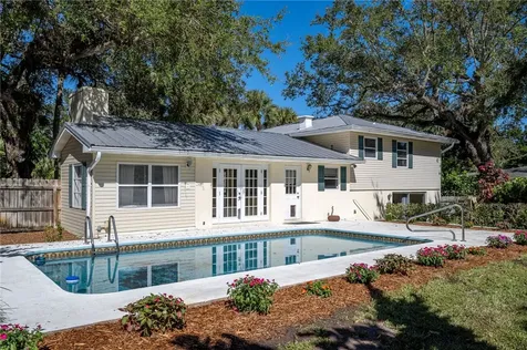 610 Flamevine Lane Vero Beach FL 32963