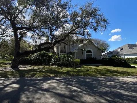 305 Riverway Drive Vero Beach FL 32963