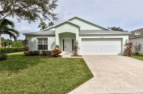 1149 N 13th Square Vero Beach FL 32960