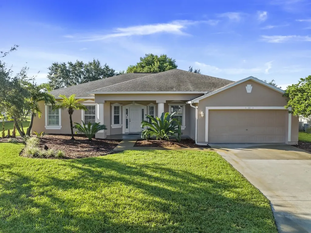 3611 2nd Street SW Vero Beach FL 32968