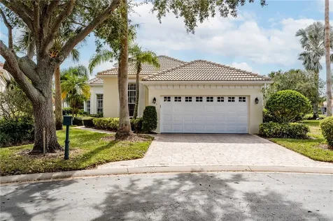 885 Island Club Lane Vero Beach FL 32963