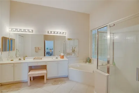 885 Island Club Lane Vero Beach FL 32963