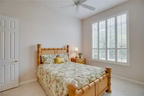 885 Island Club Lane Vero Beach FL 32963