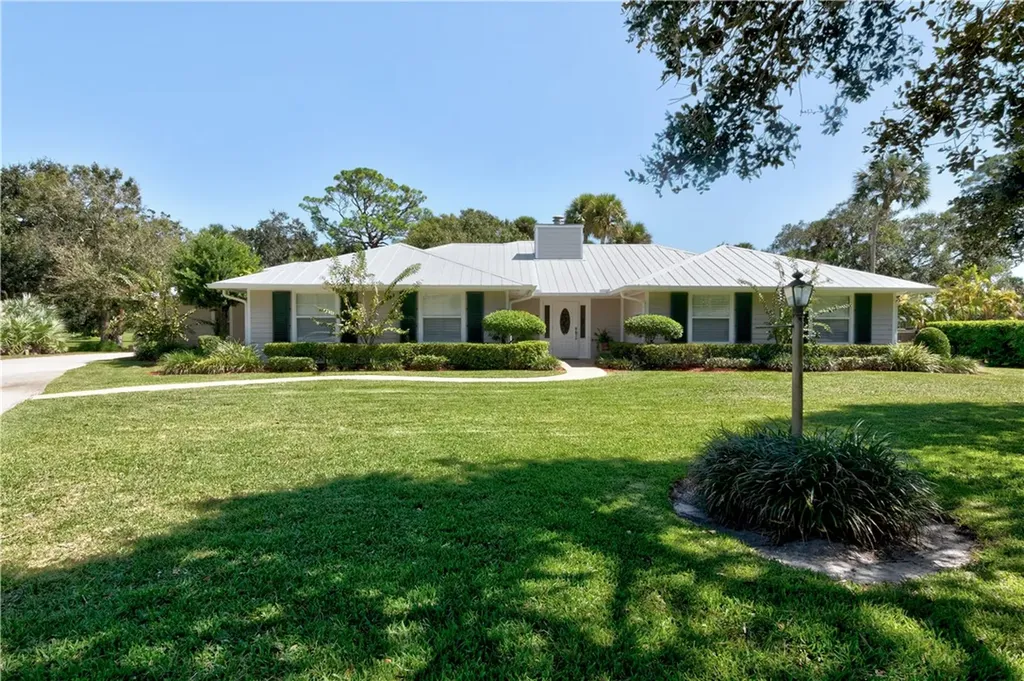 366 33rd Avenue SW Vero Beach FL 32968