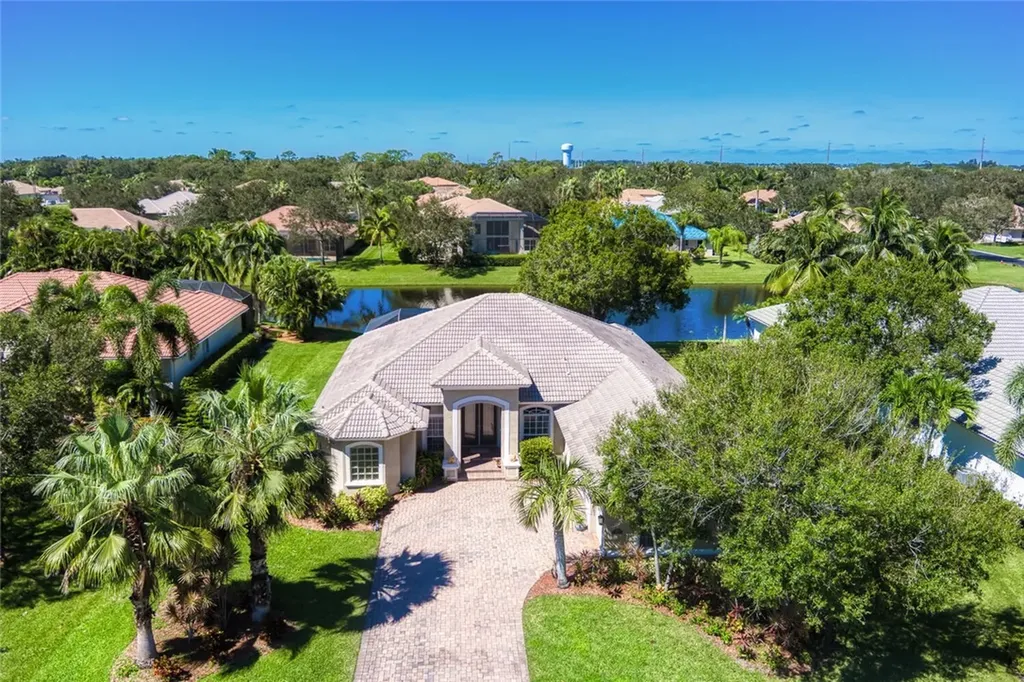 1725 Cassville Avenue Vero Beach FL 32966