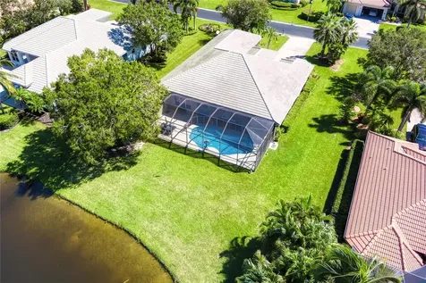 1725 Cassville Avenue Vero Beach FL 32966