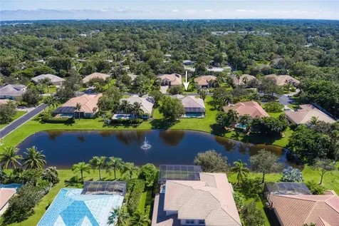 1725 Cassville Avenue Vero Beach FL 32966