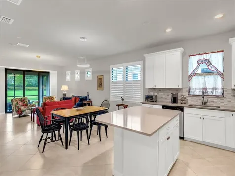 5207 Unity Square Vero Beach FL 32967