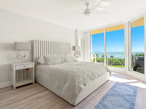 8870 N Sea Oaks Way Vero Beach FL 32963