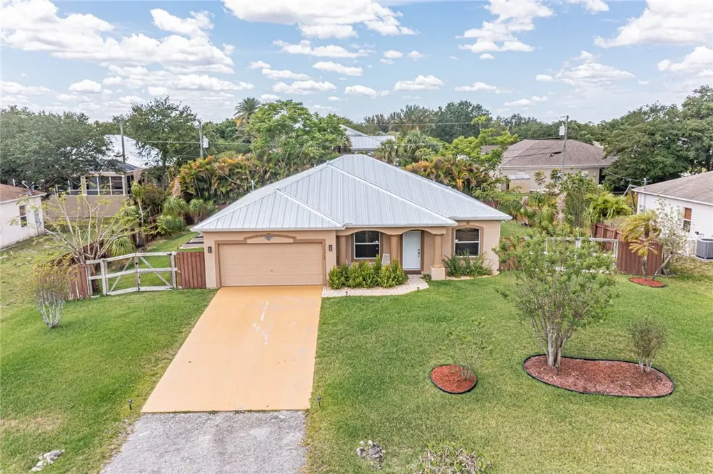 7765 98th Court Vero Beach FL 32967