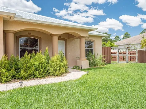 7765 98th Court Vero Beach FL 32967