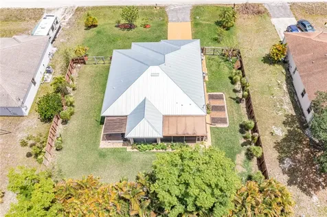 7765 98th Court Vero Beach FL 32967