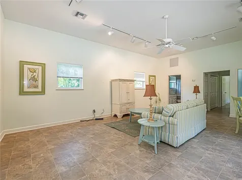 2311 Club Drive Vero Beach FL 32963