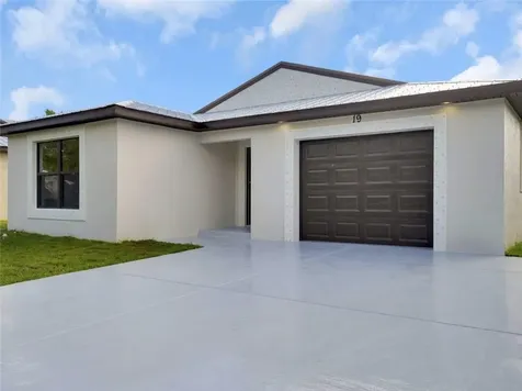10 Vista De Laguna Fort Pierce FL 34951