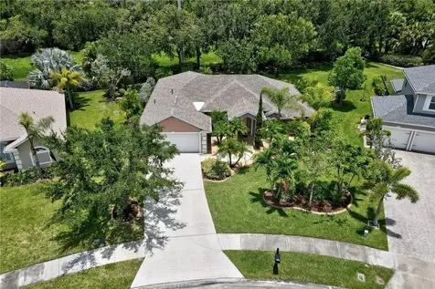 423 N Key Lime Square SW Vero Beach FL 32968